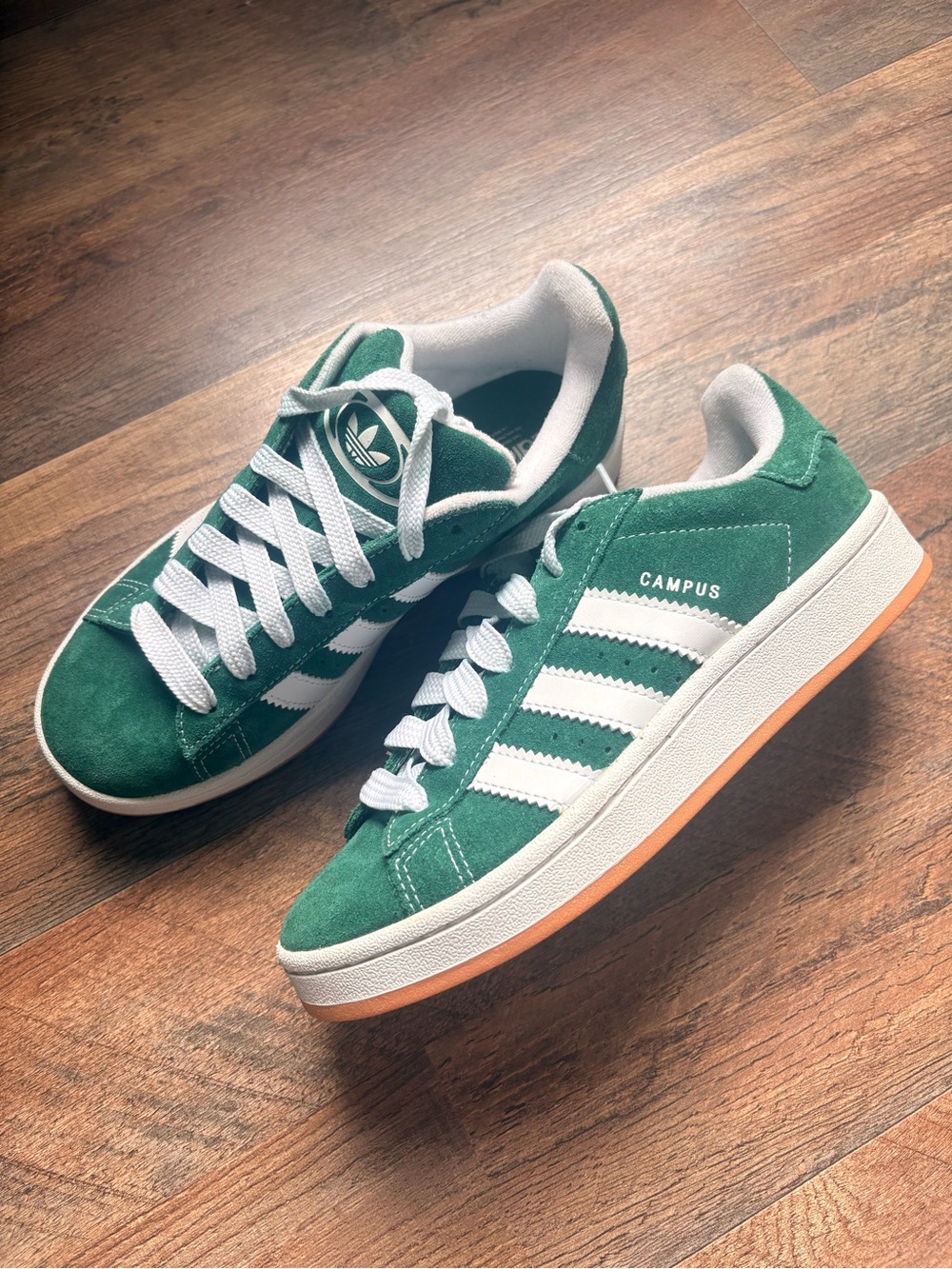 Adidas Green Suede Campus 00s Sneakers with White Stripes Womens Size 7